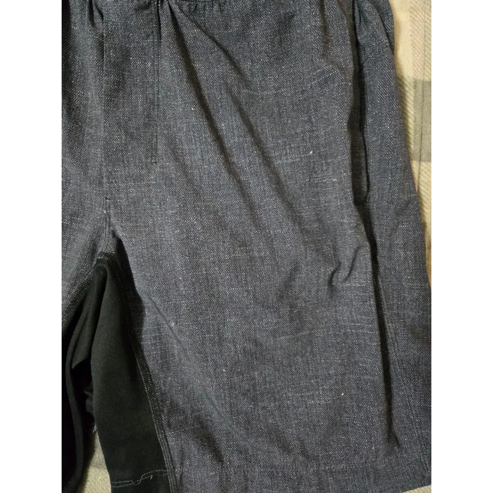 Men's Lululemon Athletic Shorts M Gray Black